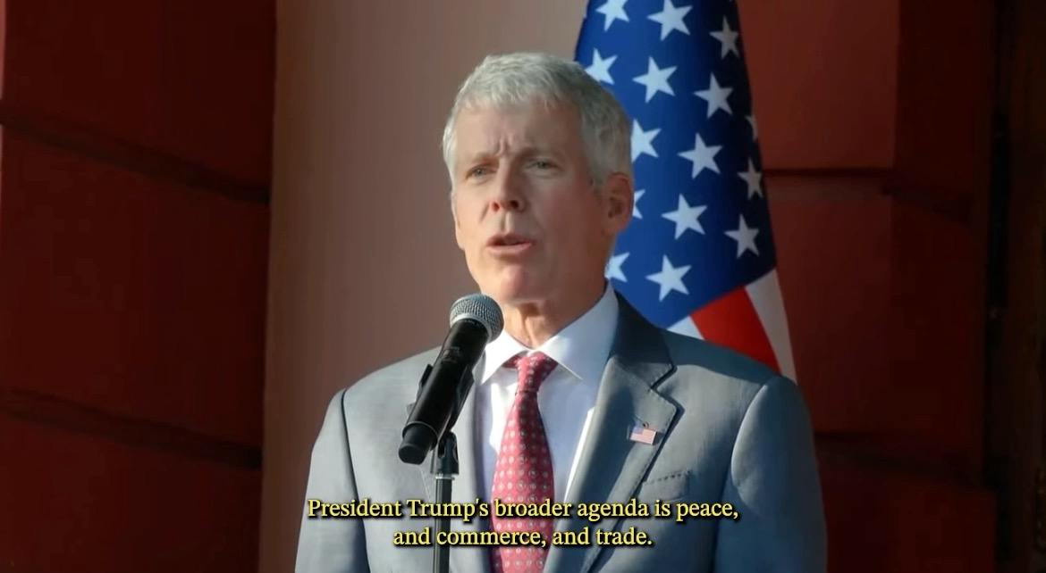 .Secretary Chris Wright: “President Trump’s broader agenda is peace, commerce, and trade.” We support freedom and economic opportunity for the Venezuelan people, because it strengthens our economy and benefits Americans too. 🇺🇸
