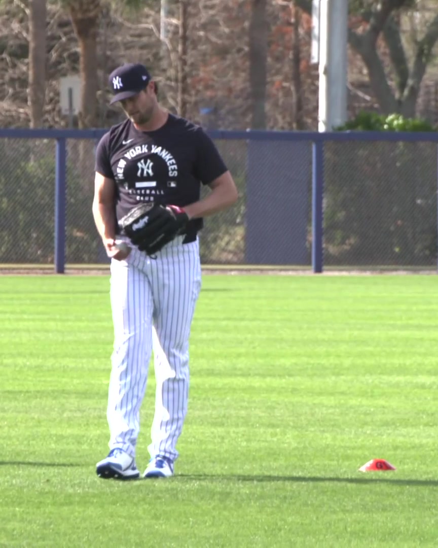 Gerrit Cole with a beard? The league is absolutely fucked