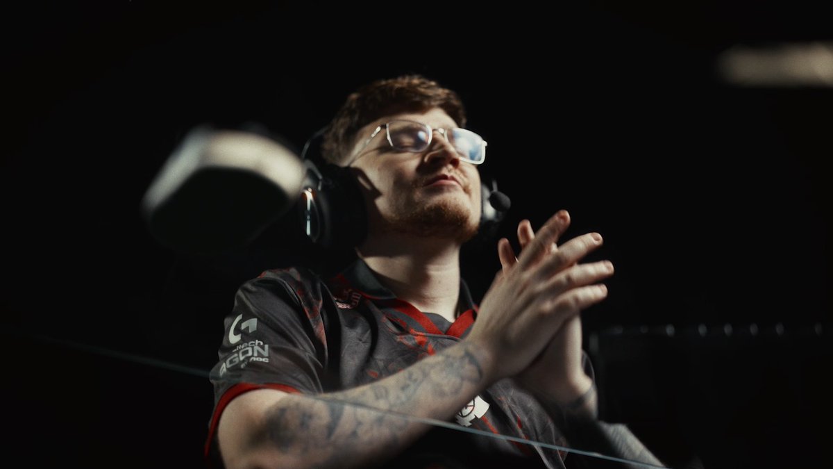 The PRO X2 SUPERSTRIKE wasn’t made in a lab alone. It was made 𝘸𝘪𝘵𝘩 pro players, tested in scrims, refined in tournaments, and rebuilt until it performed at the highest level of play. Watch the Full Video:
