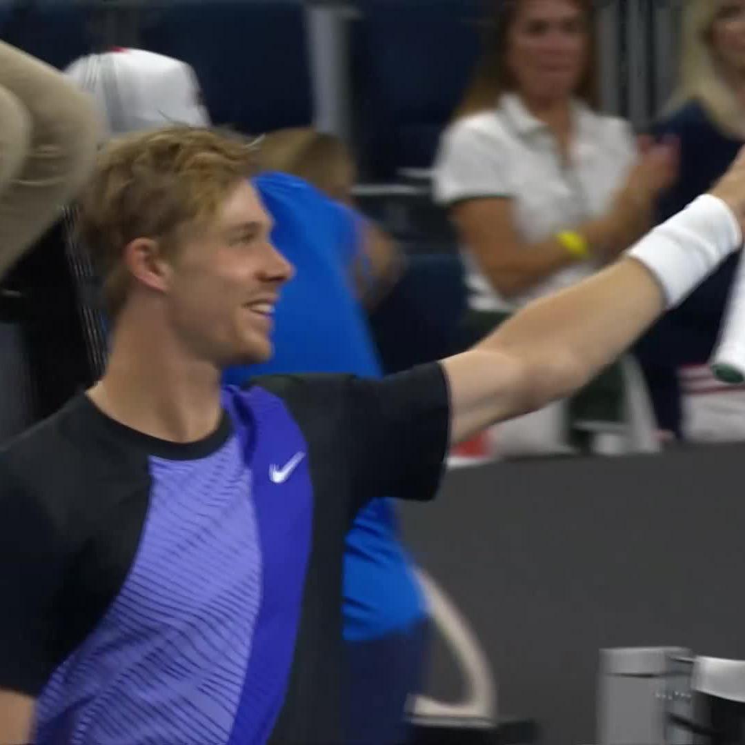 Ace King 👑 Defending Dallas champion Shapo sets a new personal record for aces in two sets (22) & defeats Kovacevic 6-4 6-4. #DALOpen