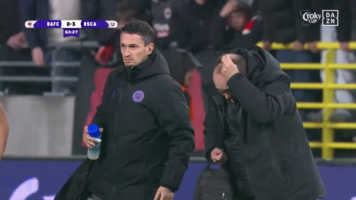 🥴 | Laten we concluderen dat dit allesbehalve supporteren is. 😳❌ #ANTAND