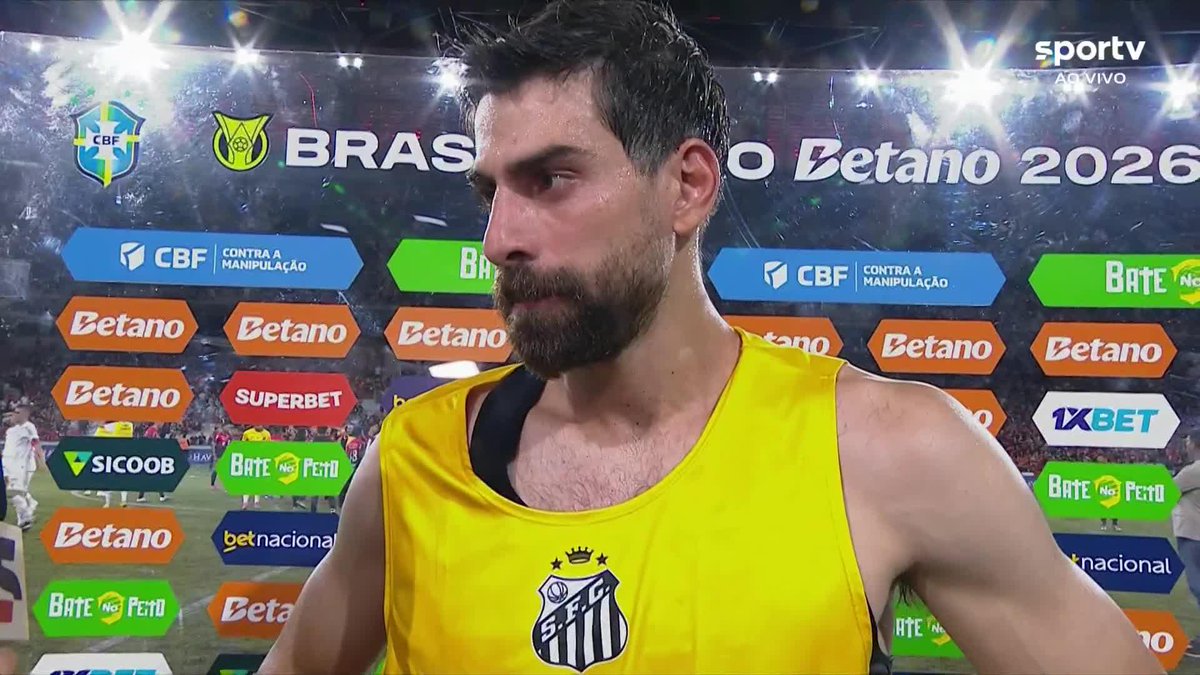 “Demos mole no início e demos mole no final. Jogamos de igual pra igual, mas tomamos um gol com 1 minuto e outro com 90. A gente não merece estar nessa situação.” “Não podemos dar desculpa, temos que pontuar.” 🎙️ Luan Peres, do Santos 🎥 sportv ge