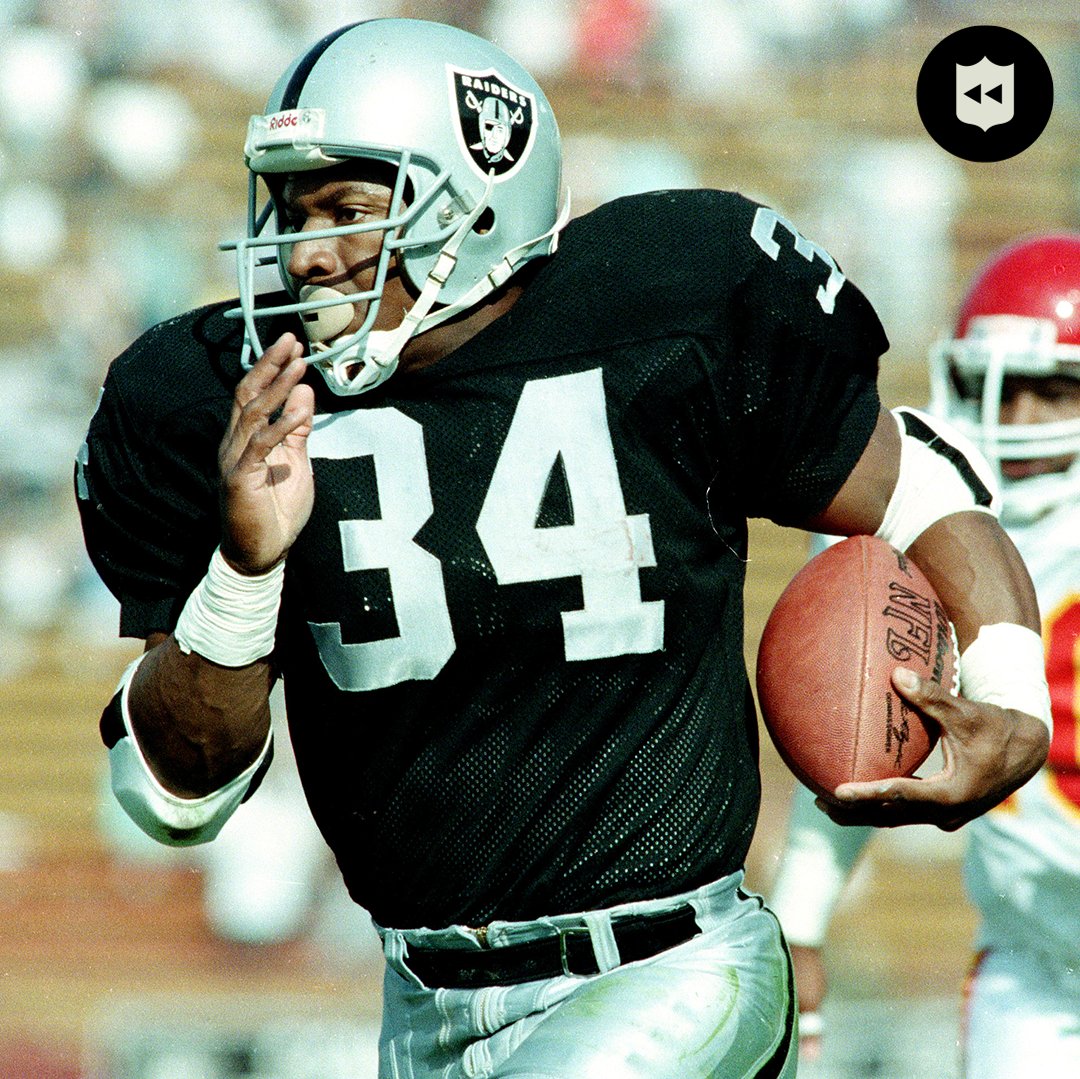 “DAD, HOW GOOD WAS BO JACKSON IN HIS PRIME ON THE #RAIDERS…?” The most explosive athlete we have ever seen on a football field: