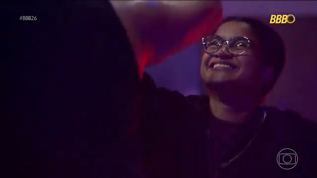 Milena completa o desafio do Barrado no Baile e volta pra Festa do Líder do BBB26 🎉