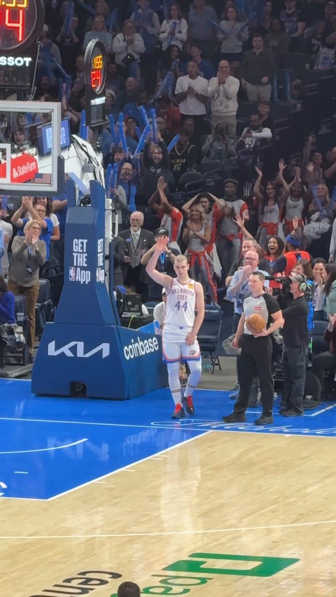 OKC fans gave all the support to Nikola Topic ❤️🙏