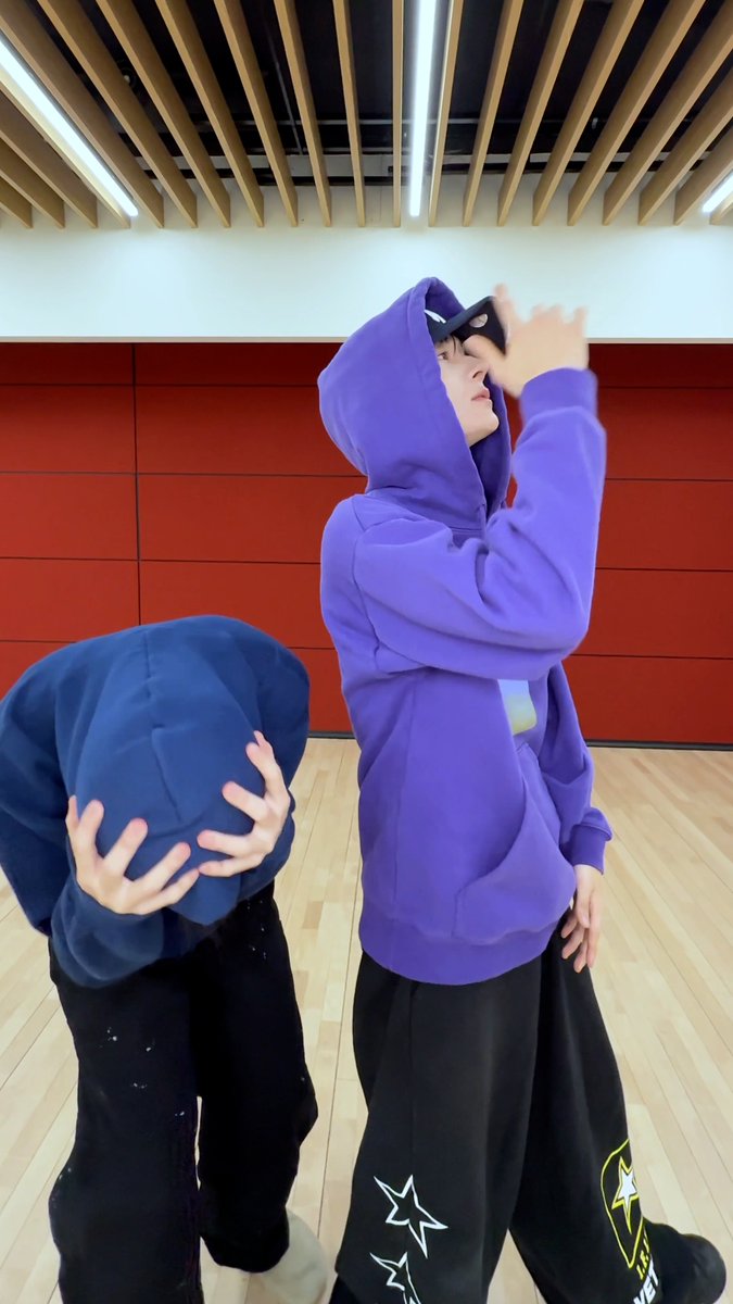 그냥 하염없이 눈물이 나 😭 #KickFlip #킥플립 #Donghwa #Donghyeon