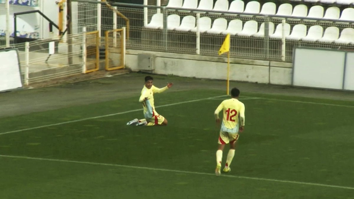 📺 𝗥𝗘𝗦𝗨𝗠𝗘𝗡 | #SUB17 🆚 Portugal | 1-1 | España ⚽ 1-0 | Rúben Correia (84’) ⚽ 1-1 | Holmes Zamorano (90’+4) 🏆 Torneo internacional del Algarve #NuestraBase