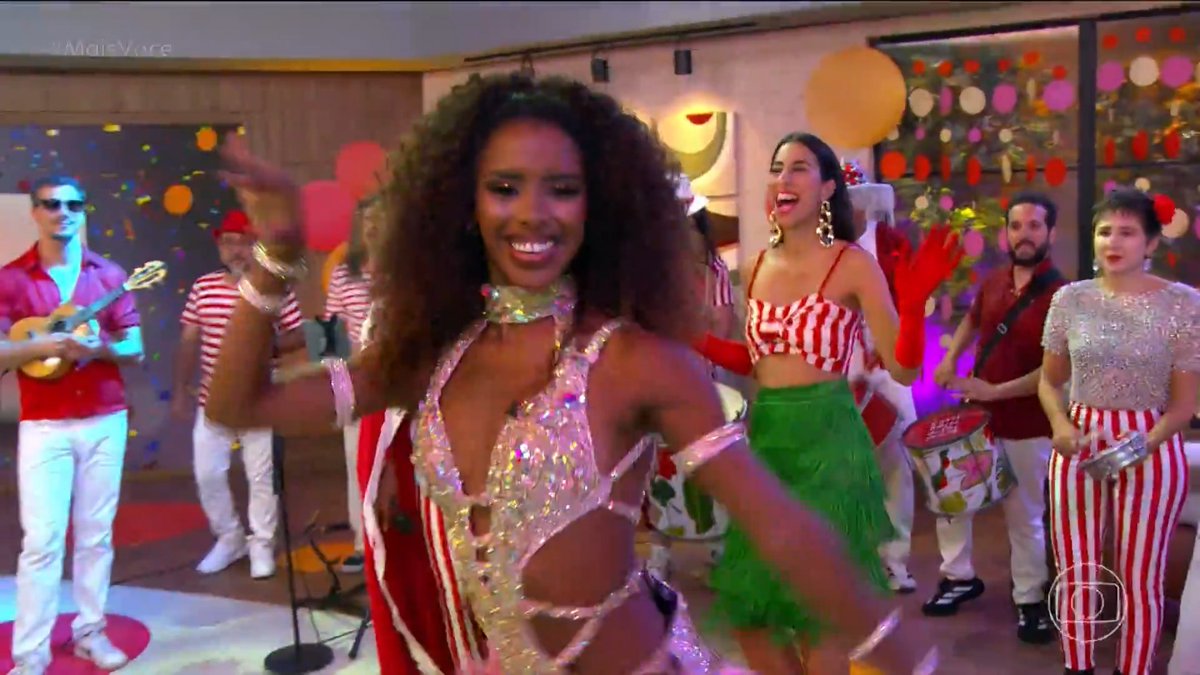 BELÍSSIMAAAAAA 💃✨ cata só o samba e a beleza da divíssima Bellinha Delfim 😍🔥 #MaisVocê #Globeleza