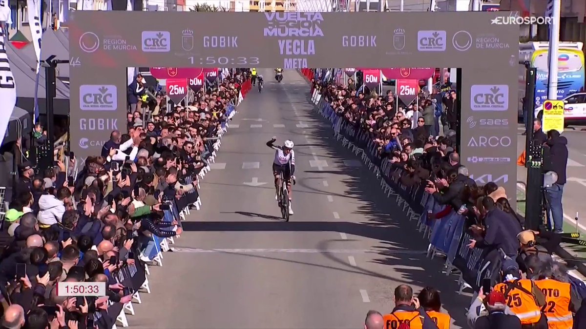 🌪️ UAE 𝐃𝐎𝐌𝐀 𝐄𝐋 𝐕𝐈𝐄𝐍𝐓𝐎 EN MURCIA 🇪🇸 Marc Soler logra la victoria en la primera etapa de la Vuelta Ciclista a la Región de Murcia con otro doblate de la escuadra emiratí