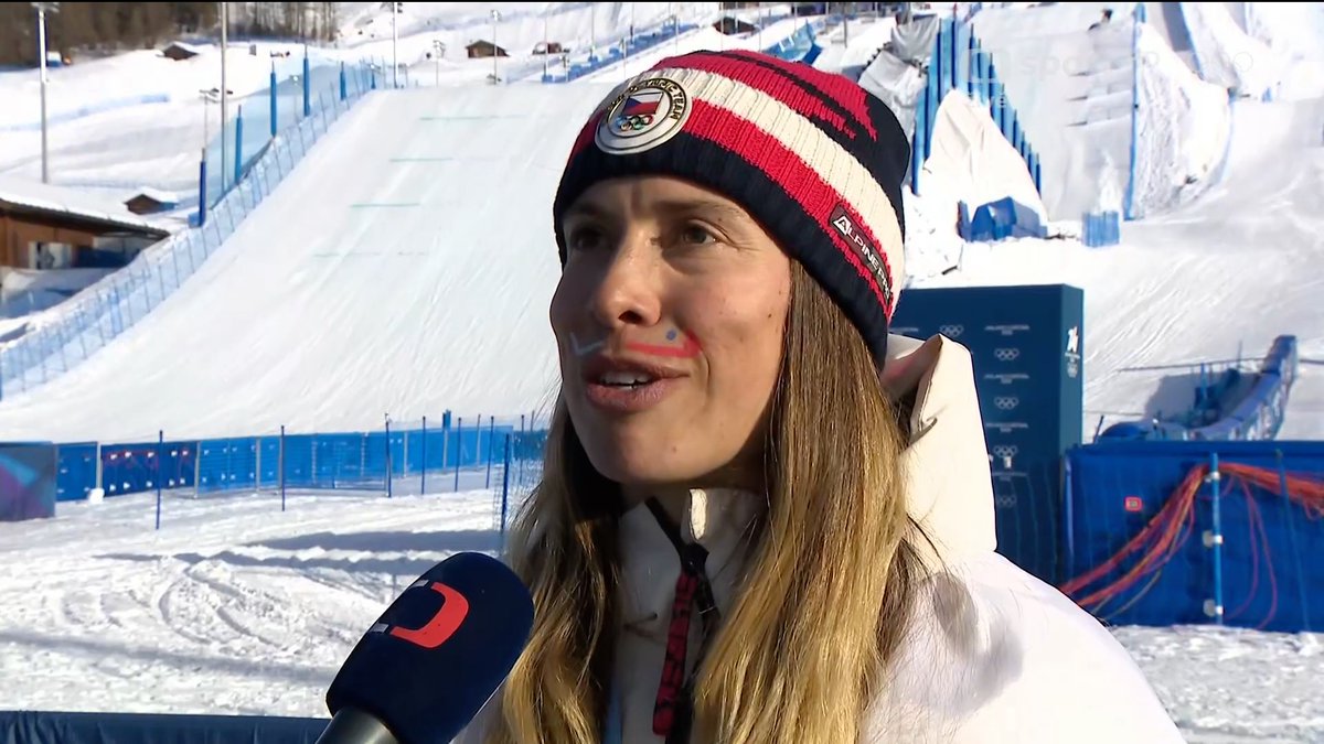 🗣️ "Je to úžasné. Zlatá byla kousíček, čtyři setiny, ale udělala jsem prostě chybu, takže si zasloužím stříbrnou medaili," řekla Eva Adamczyková. 🏂🥈 Více 👉