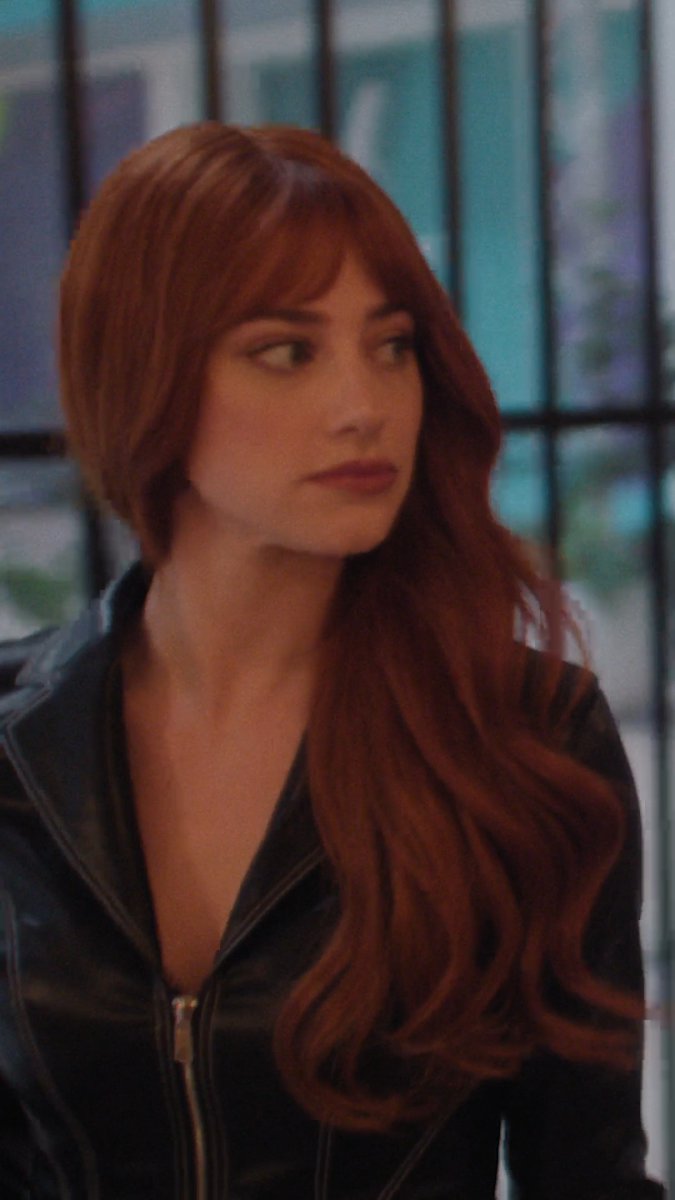 The trailer for ‘FORBIDDEN FRUITS’ starring Lili Reinhart, Lola Tung, Victoria Pedretti and Alexandra Shipp has been released. In theaters March 27.