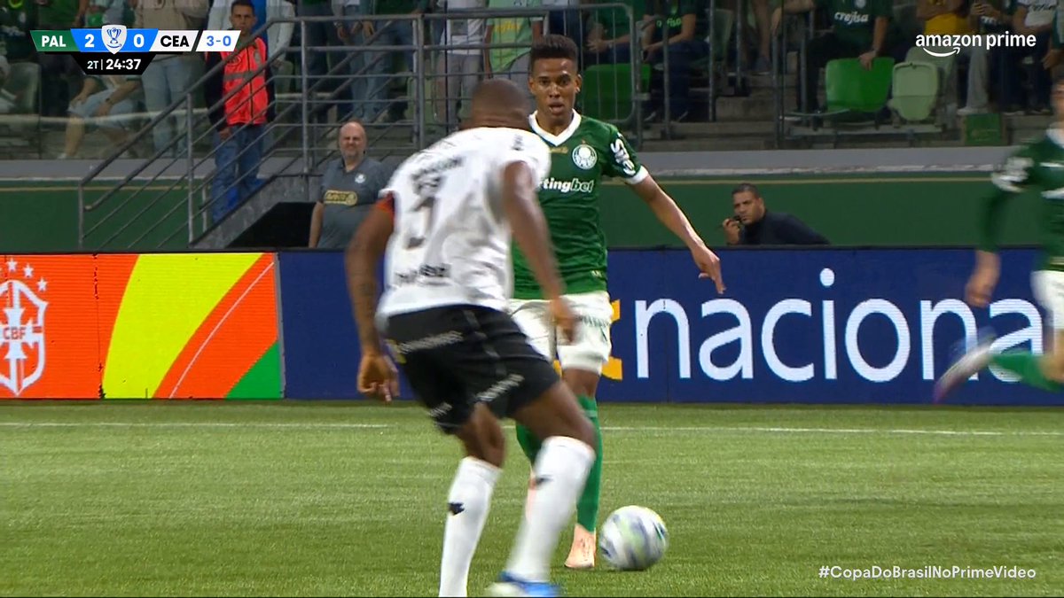 When Estêvão was in Brazil he said this was the best goal of his career. Surely his opinion changed after the Barcelona game? Or was this one better? 👀