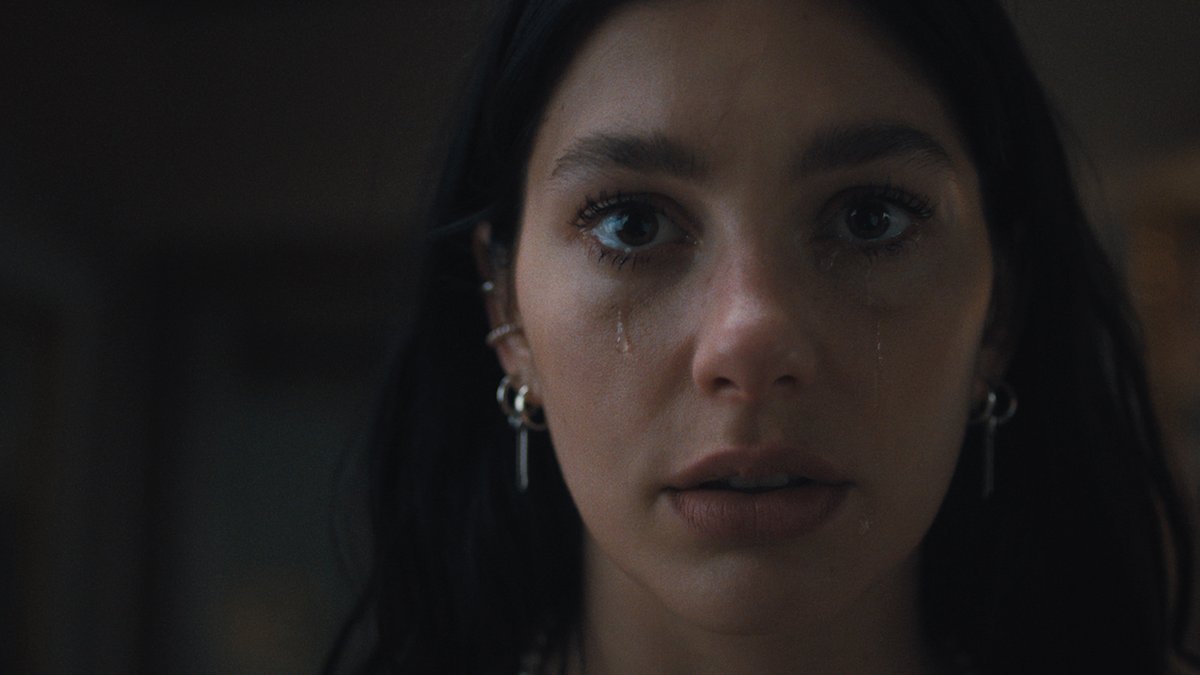 ALGO HORRÍVEL VAI ACONTECER. Nova série de terror estreia no dia 26 de março. 👰🏻♀️