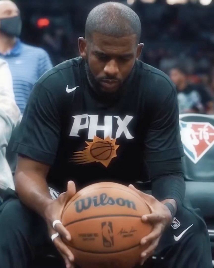 Chris Paul, one of the great point guards in history, announced his retirement today.