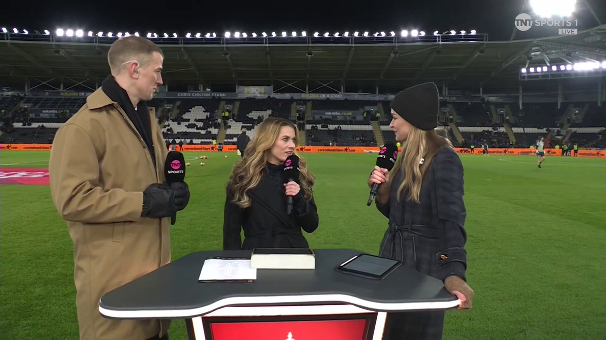 "I don't love an upset, I think I'm the Grinch" Joe Hart prefers the stronger sides winning in the FA Cup 👀 🎙Laura Woods | 📺 TNT Sports &amp; discovery+ UK