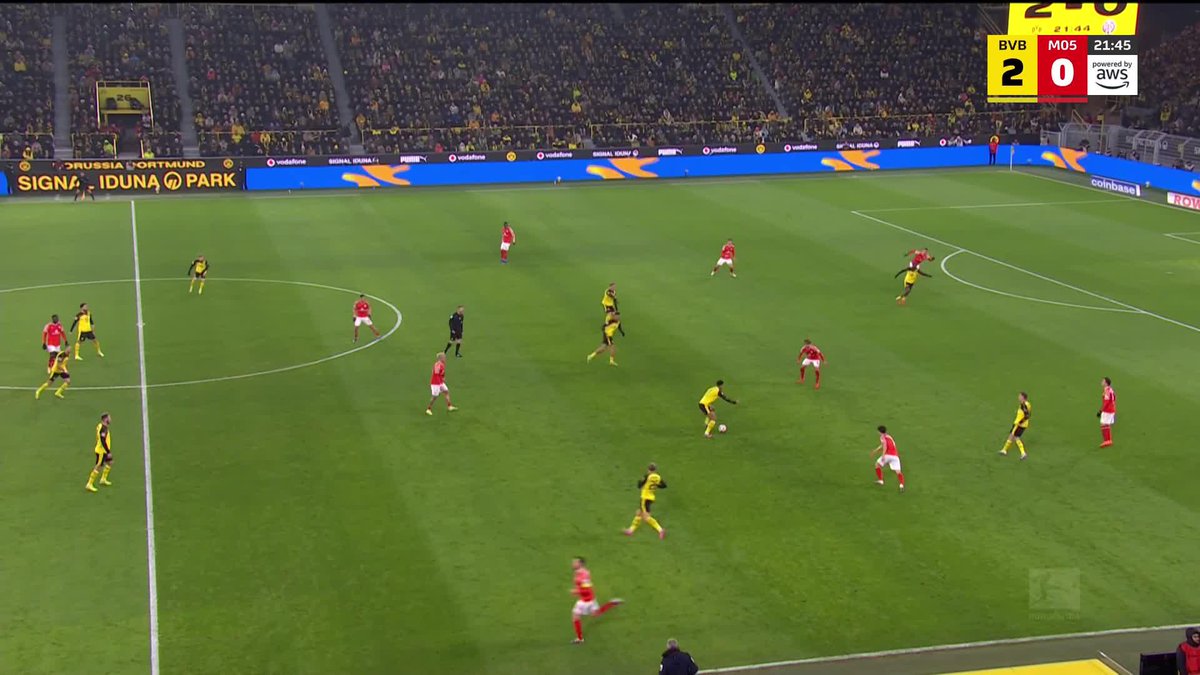 War das ein Elfer? 👉 Die Bundesliga LIVE auf SKY SPORT 📺📱🖥️ #skybundesliga #bundesliga #bvbm05