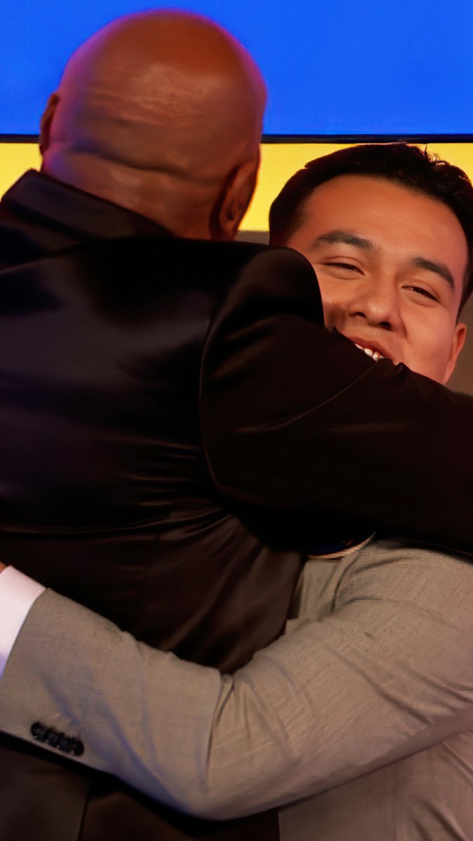 5 artists who are responsible for a lot of babies. 🎶🥰🎶 Steve Harvey and Brandon hug it out!