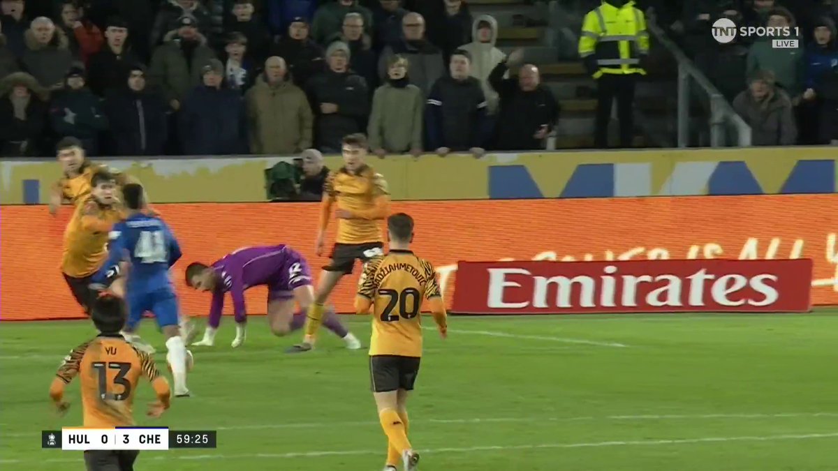 Liam Delap perfectly sets it up for Estevao, who fires the ball home 💥 📺 TNT Sports &amp; discovery+ UK