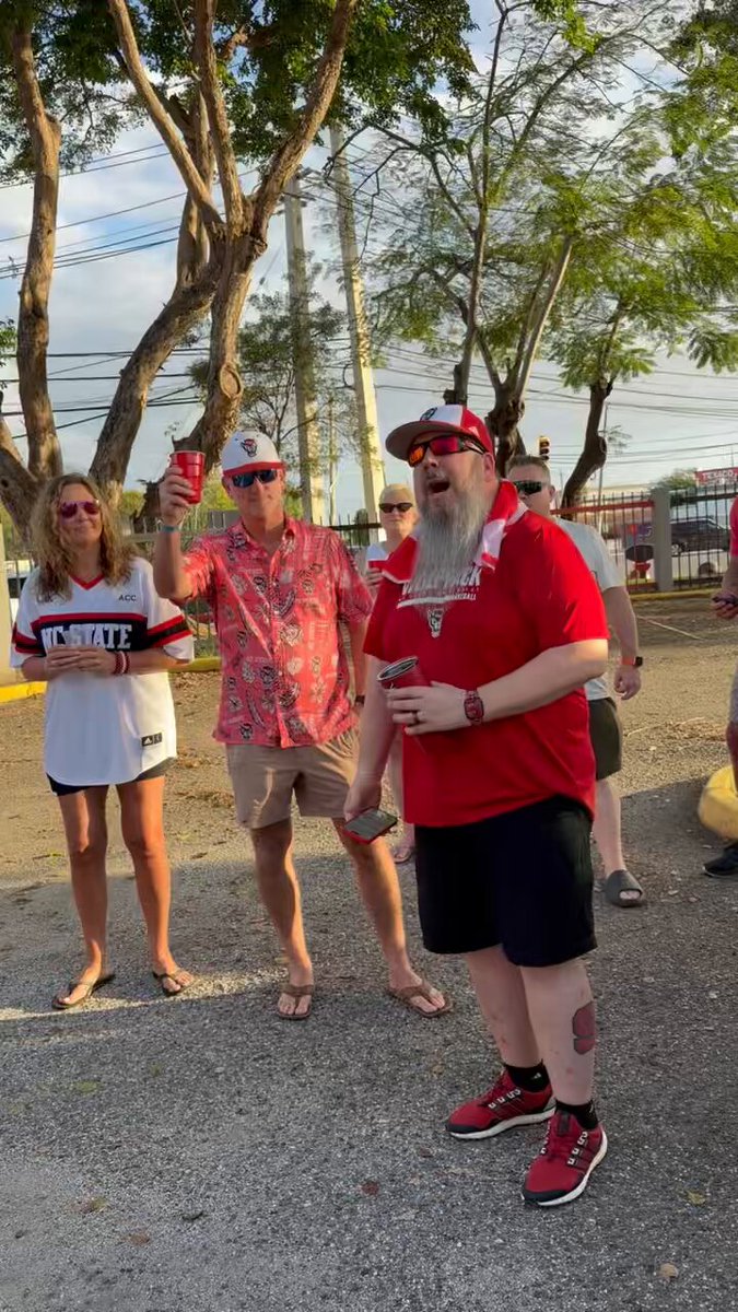For the VERY FIRST TIME this season, Our very own Greg H. gets the #PACK9 parents and fans ready for the first pitch with a toast that is SURE to get the energy rolling! #GOPACK9 #RoadToOmaha 🚨🐺💯 NC State Baseball