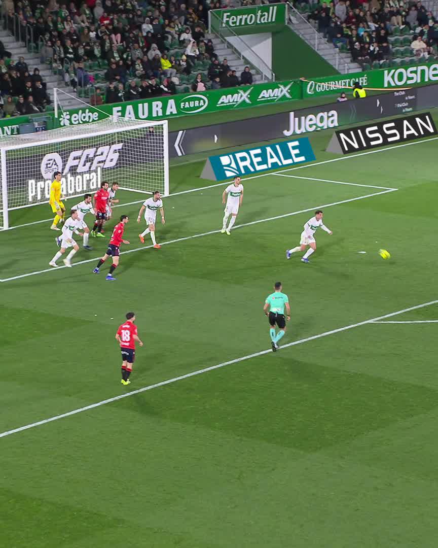 ¡Aleix Febas se viste de Dituro y salva al Elche Club de Fútbol! ⛔️ ElcheOsasuna | LALIGAHighlights