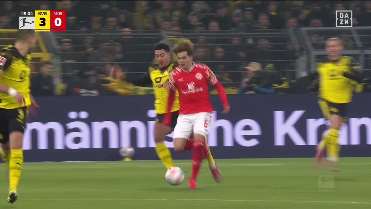 ドルトムント相手に攻守で抜群の存在感を放つ佐野海舟🇯🇵🔥🔥 🎥DAZN Japan