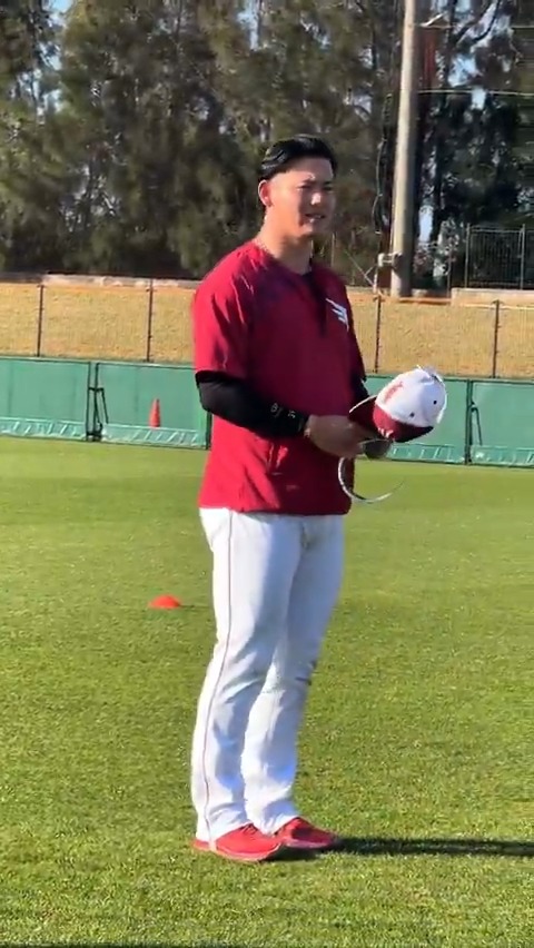 ／ 若鷲イーグルスからまいりました 伊藤裕季也です🦅 ＼ アップスタートしました🏃‍♂️ #伊藤裕季也 #タイヤはフジスプリングキャンプ2026 #RakutenEagles #強鷲革新