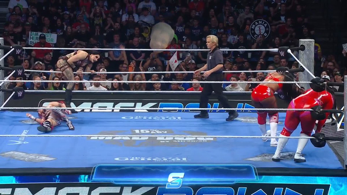 .RheaRipley_WWE is doing WHATEVER it takes! 😮‍💨