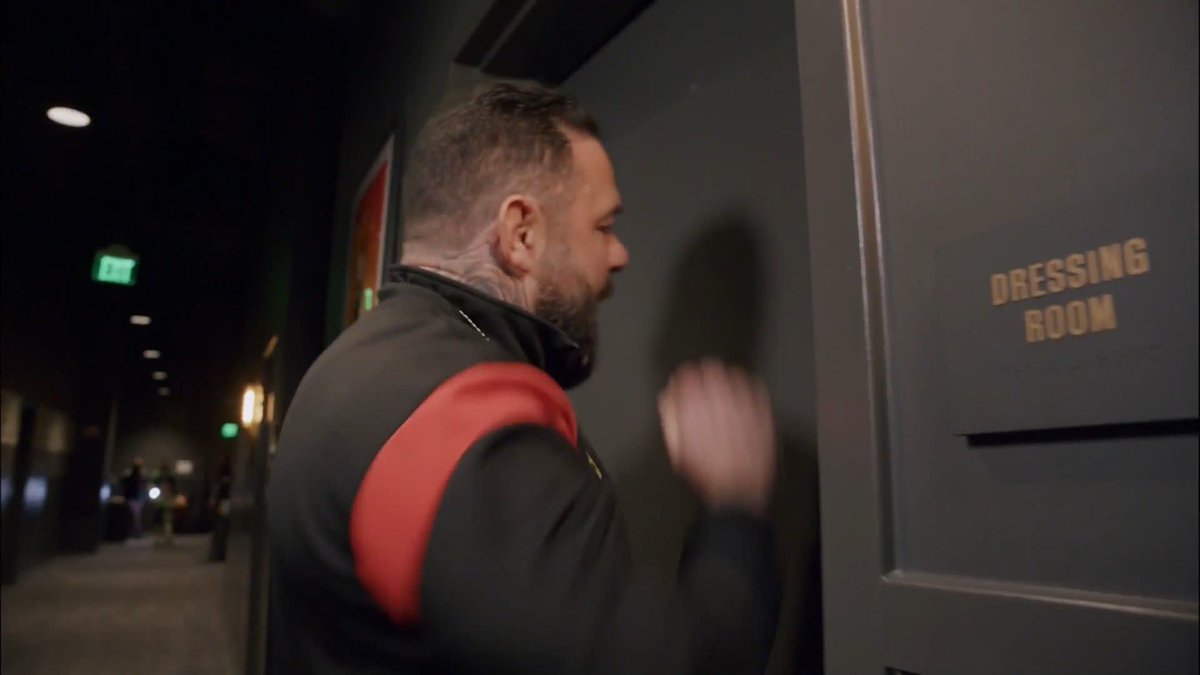 .Santino Marella wanted a conversation with his daughter and NEW TNA Knockouts World Champion Arianna Grace but Daria Rae Berenato IS NOT letting it happen! Watch #TNANoSurrender on TNA+: