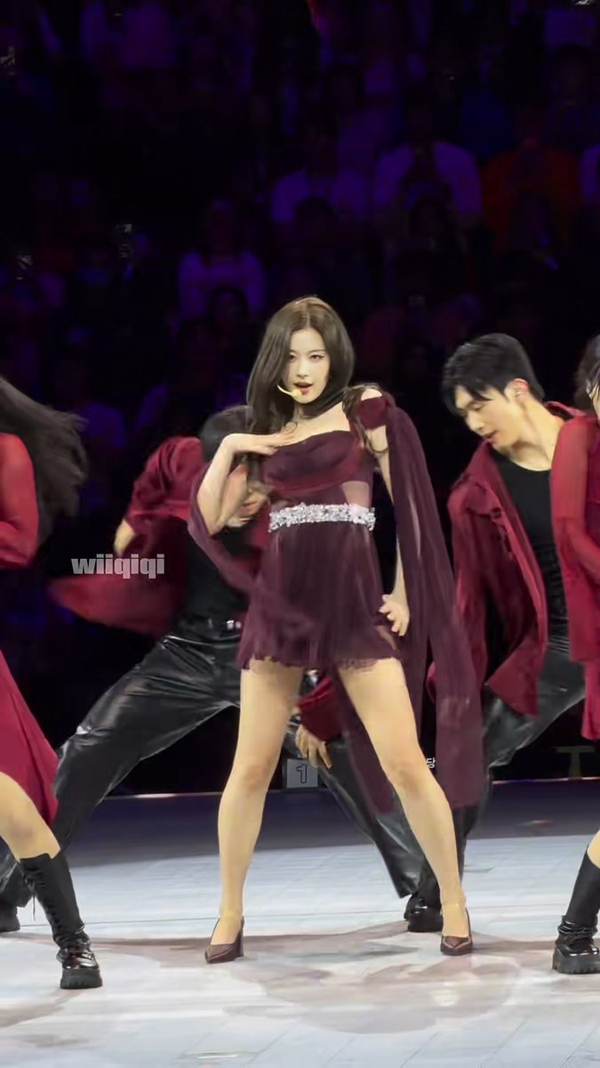 SANA NEW OUTFIT FOR DECAFFEINATED