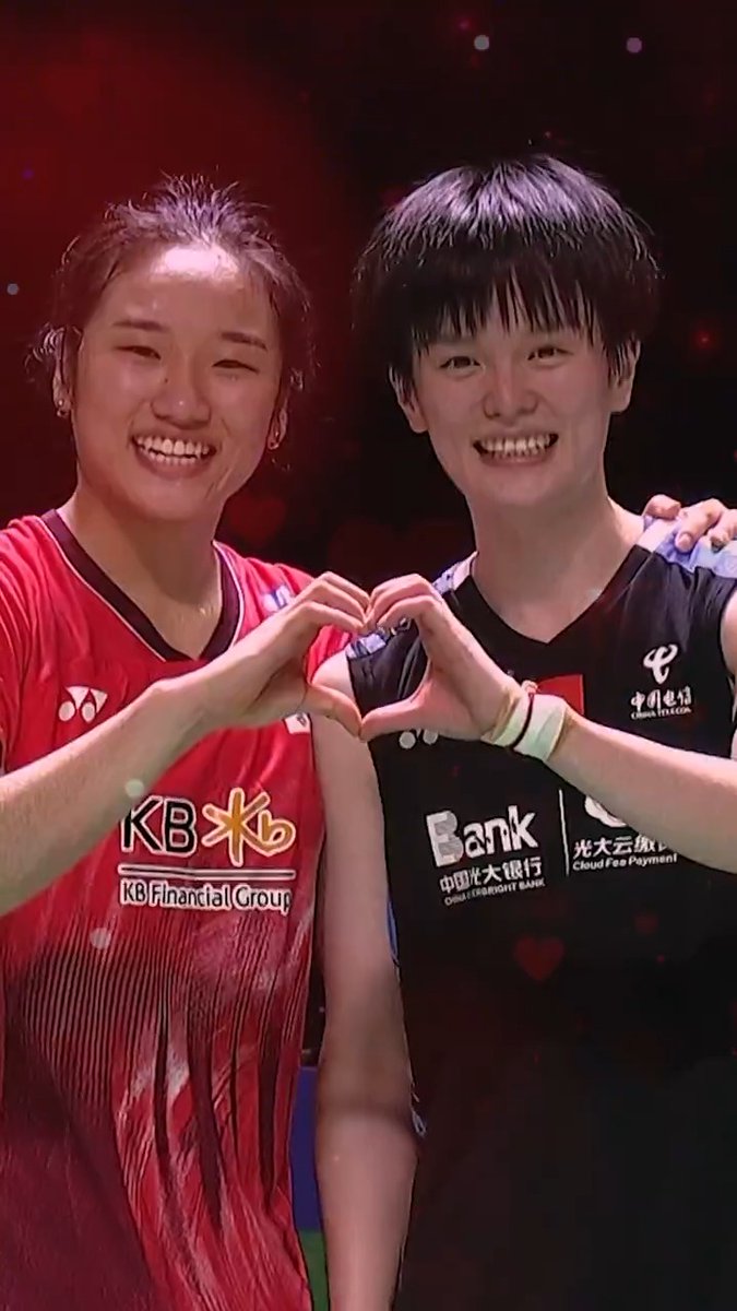 Serving up #badminton moments we love this #ValentinesDay. ❤️🏸