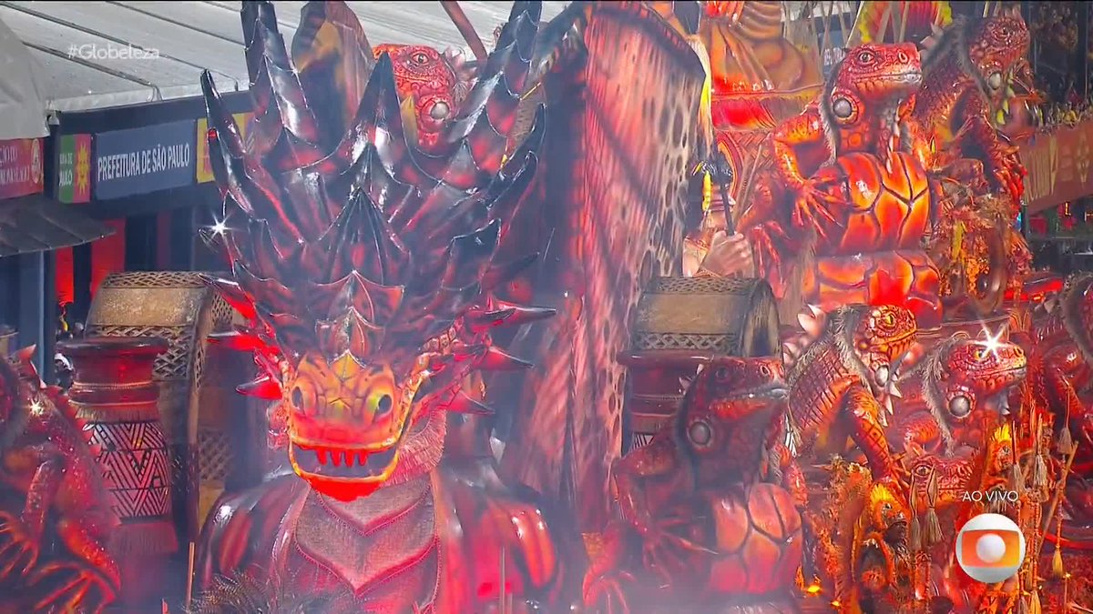 abre-alas pro novo dragãozão da Dragões da Real 🔥🐉 simplesmente O MAIOR que a escola já construiu! #Globeleza
