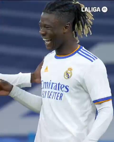El ZURDAZO de Eduardo Camavinga. 🚀 RealMadridRealSociedad | LALIGAHighlights