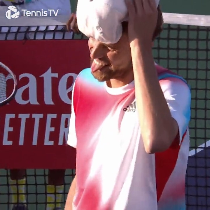 Slowest ace is Tennis history by Opelka.. 42km/h. Unplayable 🤯