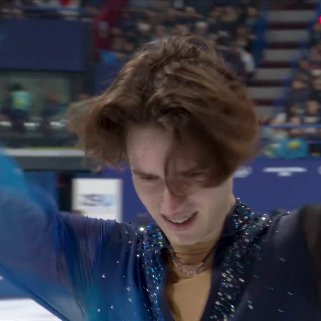 Ce n'est pas du patinage artistique, mais du ✨ 𝓹𝓪𝓽𝓲𝓷𝓪𝓰𝓮 𝓪𝓻𝓽𝓲𝓼𝓽𝓲𝓺𝓾𝓮 ✨