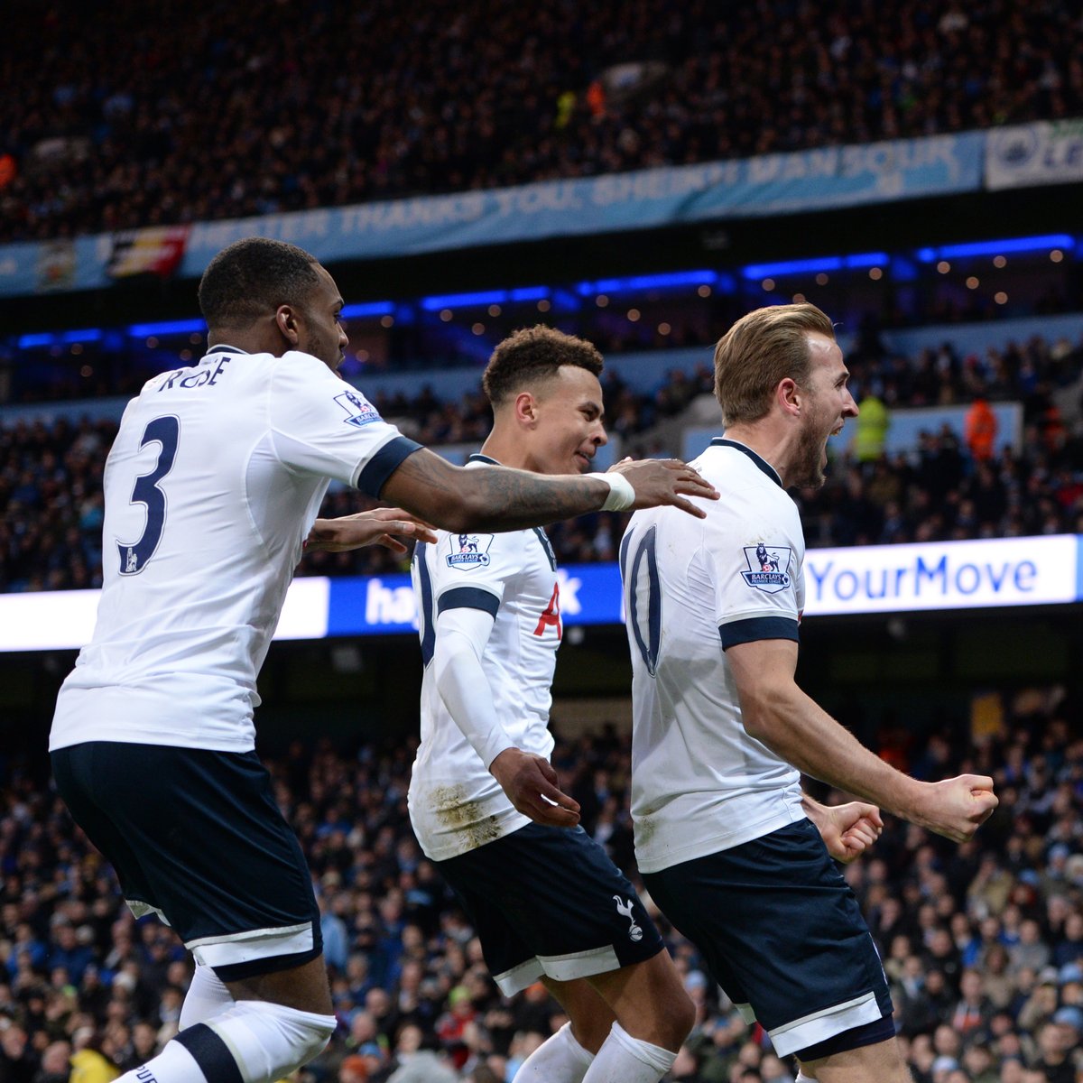 📆 On this day, in 2016, Christian Eriksen provided #thfc fans with the perfect Valentine’s Day gift, as he won it late at The Etihad! 🇩🇰💕 FT: Man City 1-2 Tottenham ⚽️ Harry Kane [53’ Pen] ⚽️ Christian Eriksen [83’] Limbs in that away end. 😍