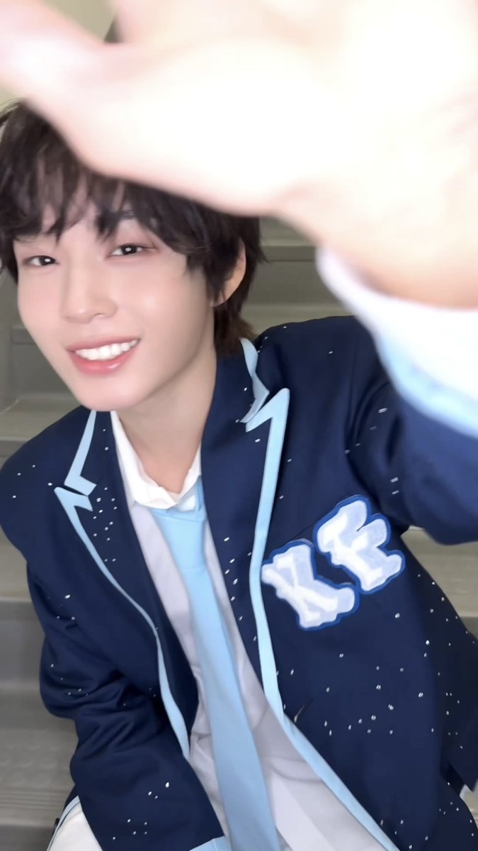 ❤️ + 💛 = 🧡 #KickFlip #킥플립 #케이주 #Keiju