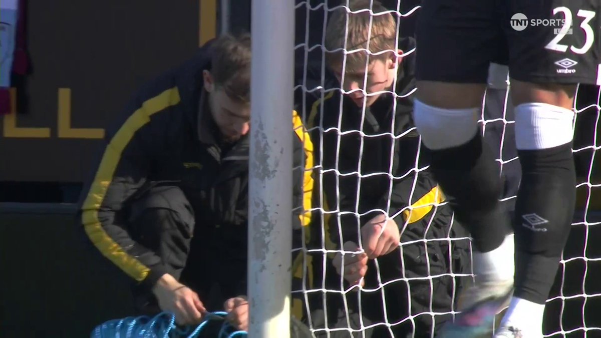A hole in the net, and a peaceful protest banner in the sky... An interesting start to proceedings between Burton and West Ham 😅