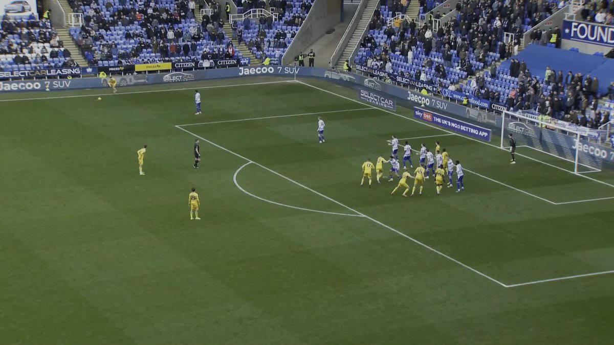 Dan Casey pulls one back for Wycombe!