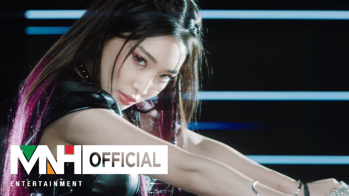 5 years ago today, CHUNG HA released her 1st Album ‘Querencia’ with title track ‘Bicycle’