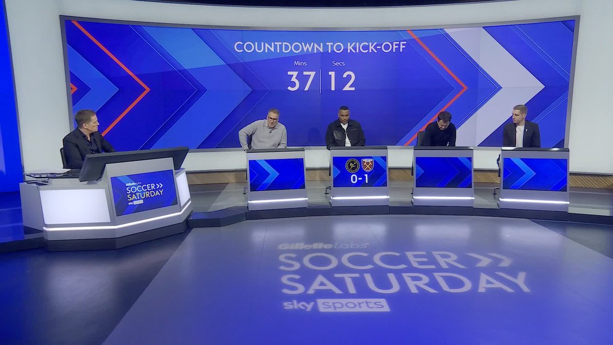 "They would've taken this at the beginning of the season" 🗣️ Paul Merson on how important Coventry's clash against Middlesborough will be in terms of the title race in the Championship 🏆