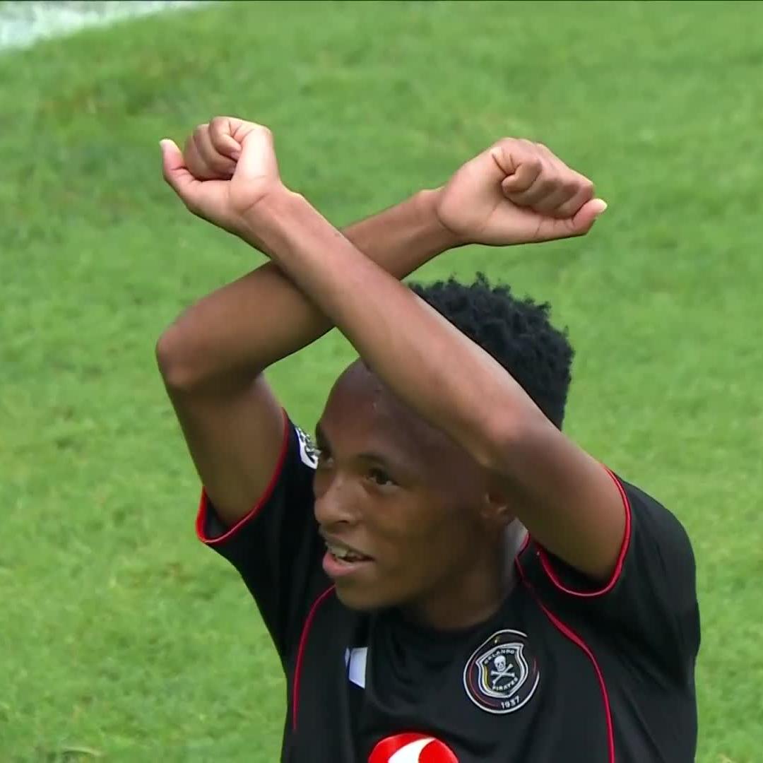 Peaking at the right time ☠️ Three goals in three matches for Mofokeng ⚽🔥 #SSDiski | #BetwayPrem