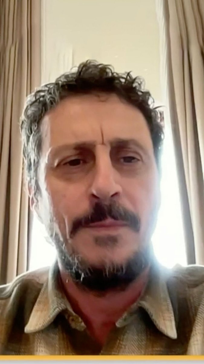 «I politici possono fare satira politica, ma quando le fanno i comici disturbano». Luca Bizzarri, che sul palco dell'Ariston ci è stato - e non senza polemiche, commenta "il caso Pucci"... 👉 Guarda #TvTalk su RaiPlay 🩵