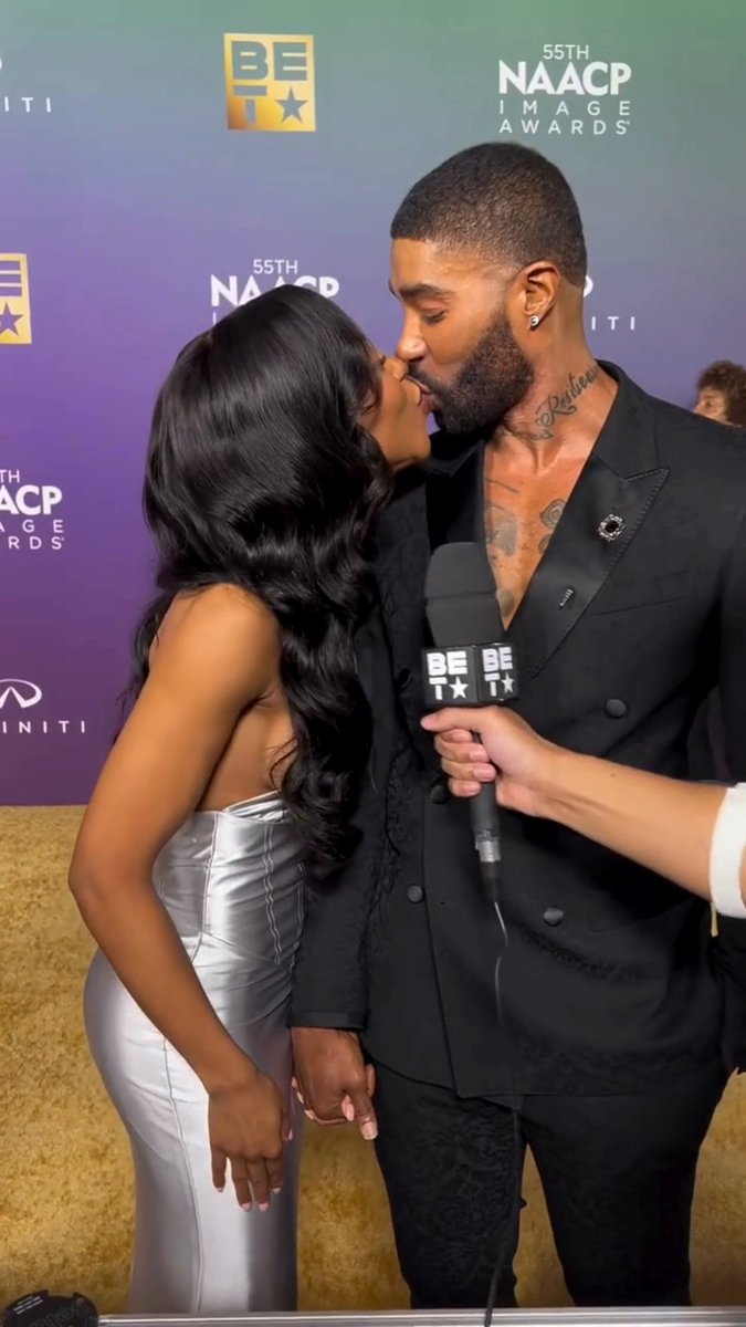 A storybook love deserves a story book moment. Happy Valentine's Day family! 🥰 #NAACPImageAwards