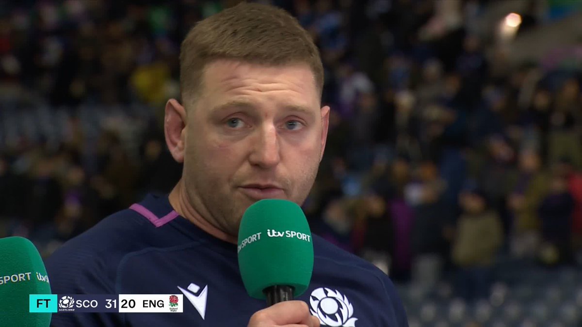 "Gregor had a bit of a go at us at half-time" 😅 "It's something we prepped for this week with George Ford going for the drop goals" 👀 Finn Russell joins the panel pitchside after Scotland's victory over England 🏴
