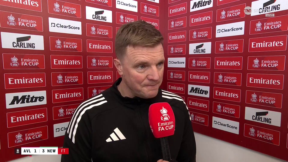 "It felt like every contentious decision was going against us" Eddie Howe credits his players after controversial decisions in Newcastle's 3-1 victory at Villa Park 👏 🎙Becky Ives | 📺 TNT Sports & discovery+ UK