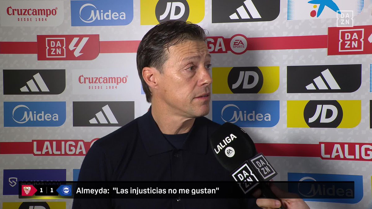 🗣️ “Es lo mismo que si te entran a tu casa a robar… ¿Qué harías? Yo a los jugadores y a este club los defiendo como a mi familia” ¿Una dura sanción para Almeyda? El entrenador del Sevilla contesta #LALIGAenDAZN ⚽️