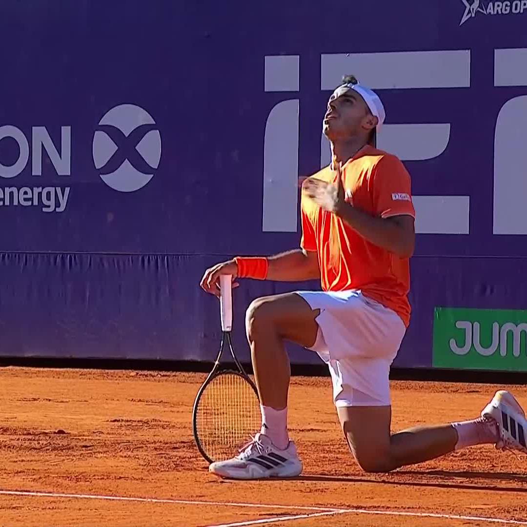 One step closer ➡️ Top seed Francisco Cerúndolo will play for the Buenos Aires title after defeating friend/compatriot Etcheverry 6-3 7-5 in the semis! #ArgOpen2026