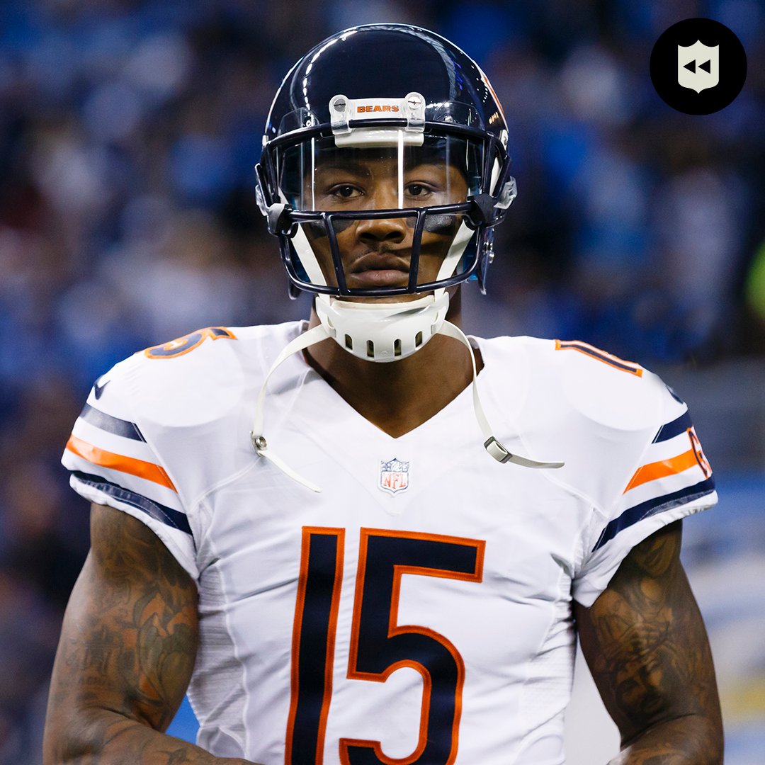 BRANDON MARSHALL WAS LEGENDARY ON THE #BEARS. 🥶🥶🥶 Cold.