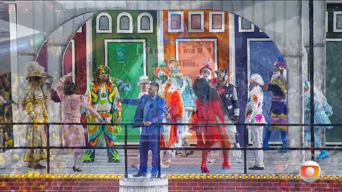 explooooode Águia de Ouro 💙🤍 a segunda escola da noite traz o “Mokum Amsterdã – O vôo da Águia à cidade libertária” como enredo no sambódromo #Globeleza