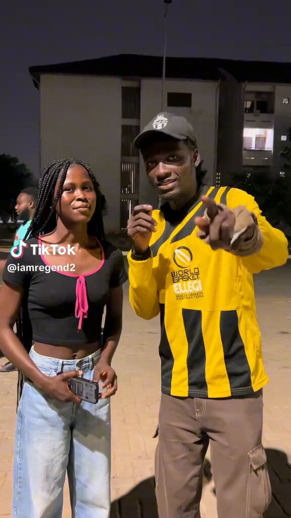 This Lady says Stonebwoy is her Red Flag and I know my BHIM brothers and sisters will never make this an issue, they will never take this personal but when it goes the other way we will see some Mmoa fans talking nonsense and a whole artist doing a diss song for her, Mo y3 mmoa